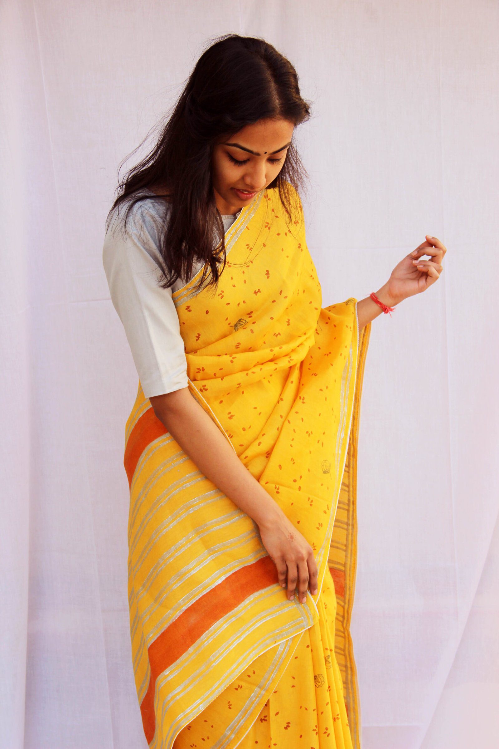Amber Hue Sari (Linen Silk) - Image 3