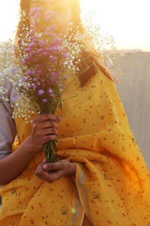 Amber Hue Sari (Linen Silk)