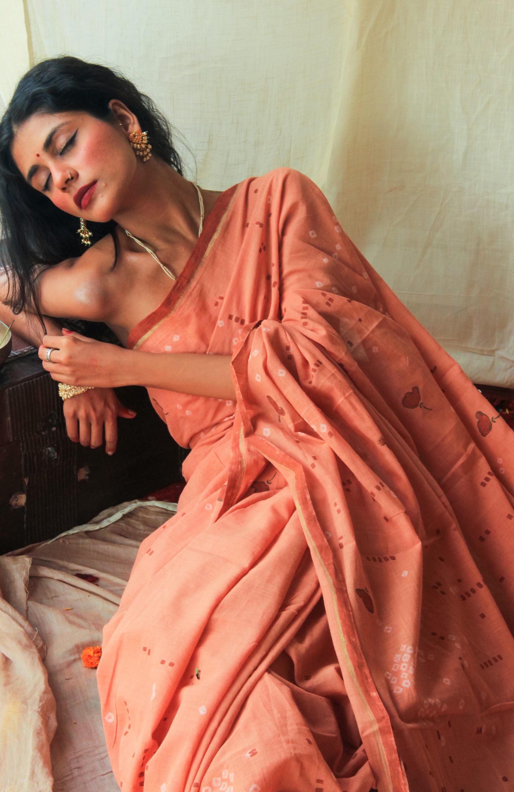 Bhumi Peach Bandhej Saree - Image 4