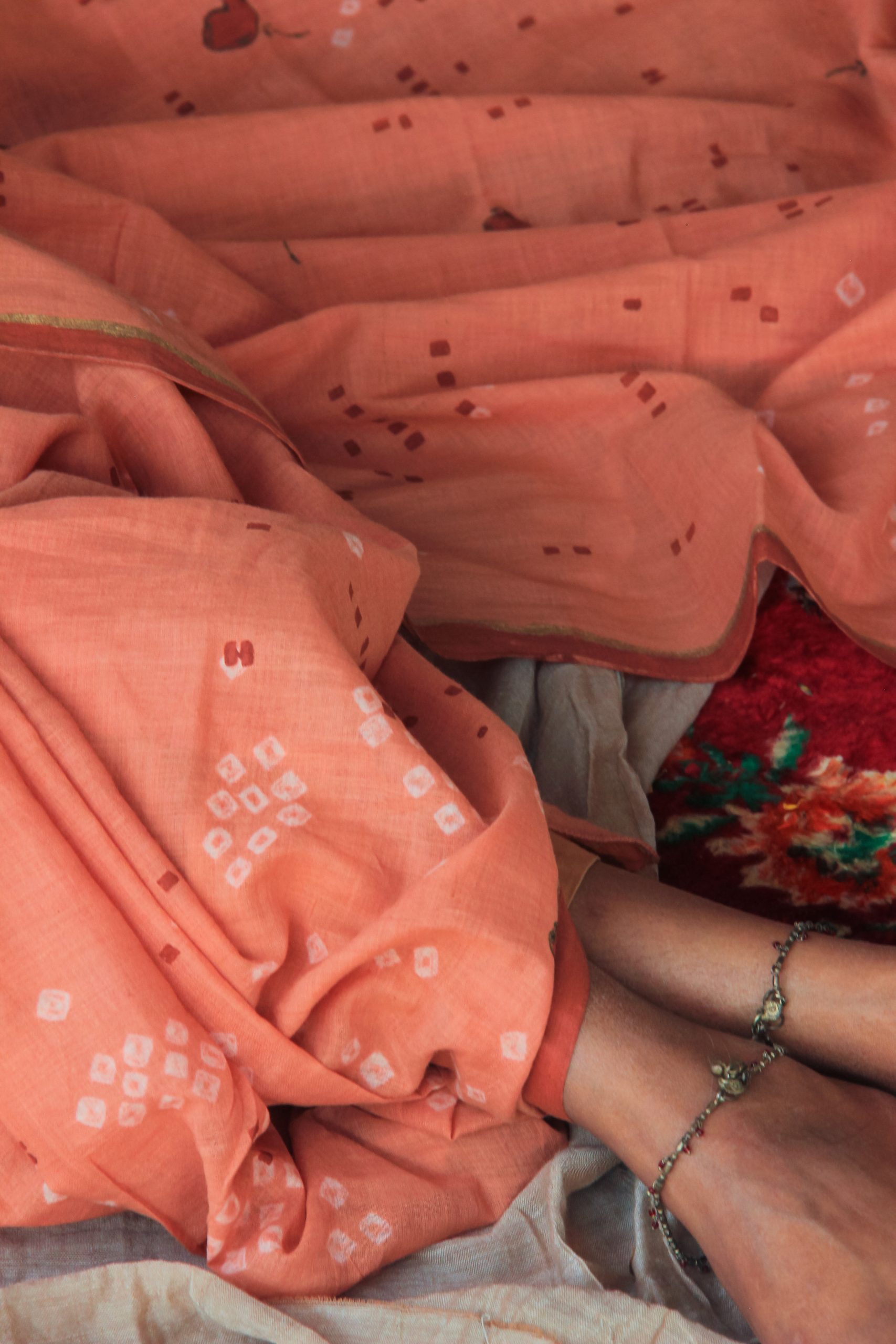 Bhumi Peach Bandhej Saree - Image 5