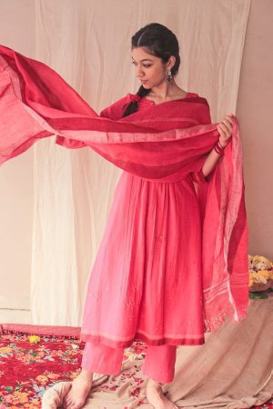 pink kurta set