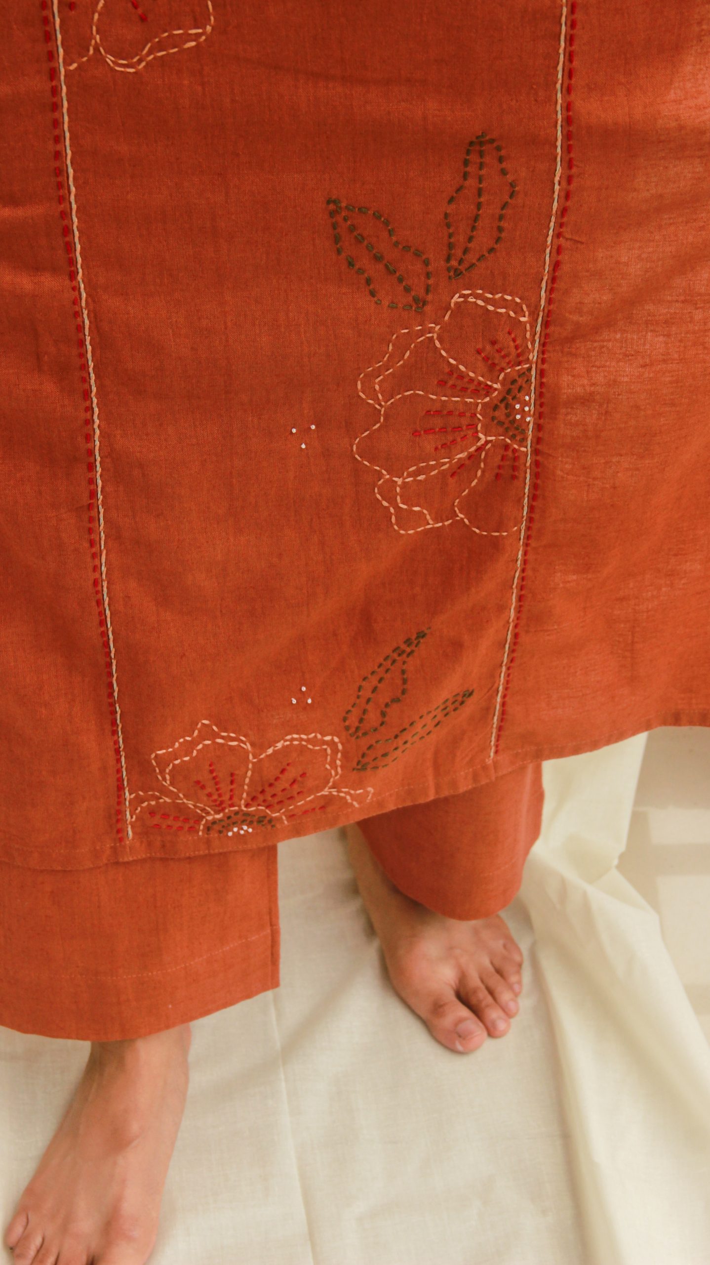brown linen set