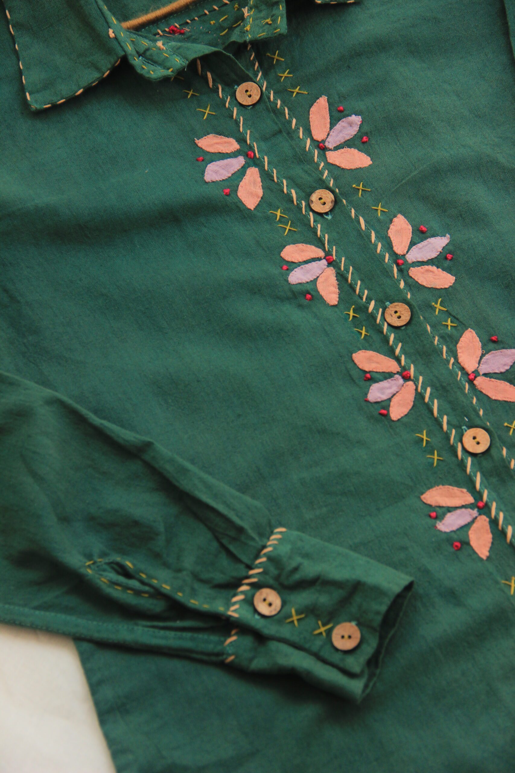 applique shirt